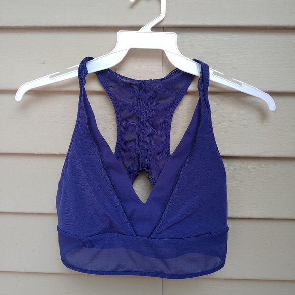 Lululemon Essential Rhythm Blue Sports Bra Lace-Up Back Detail Mesh - Picture 3 of 11